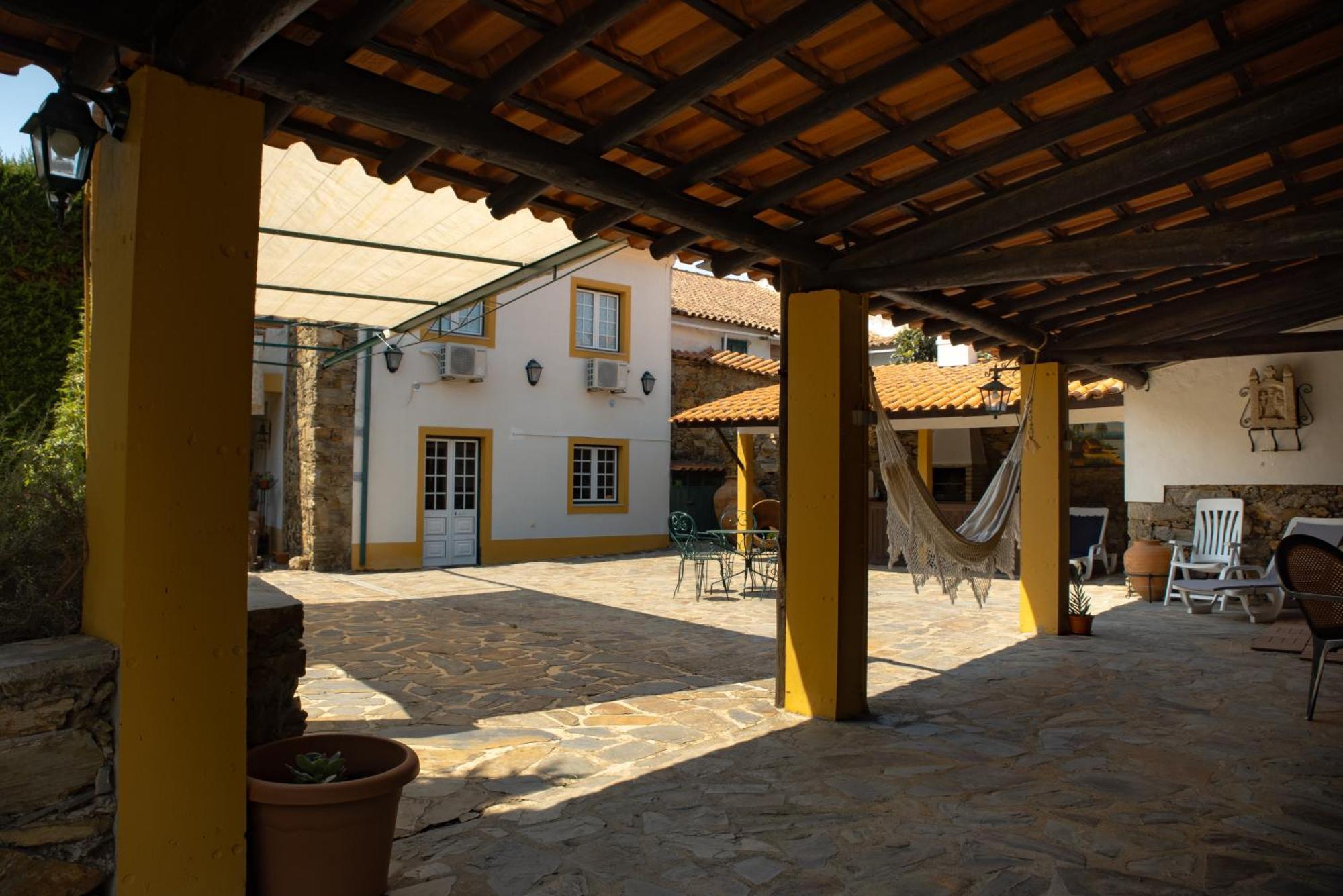 A Sobreirinha Jacuzzi E Pet Friendly Villa Sobreira Formosa Exterior photo